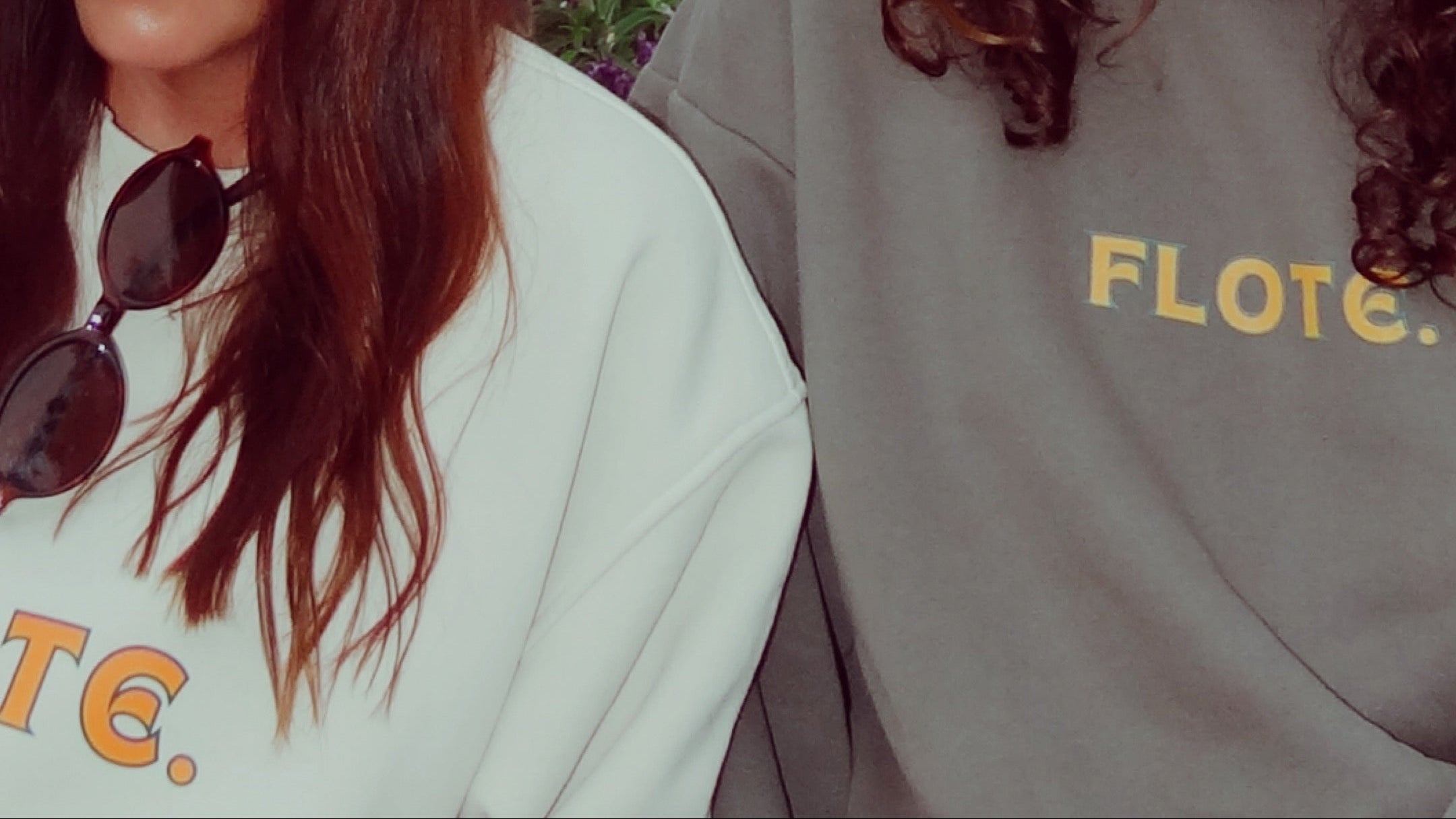 Encinitas Flowers Tan Crew